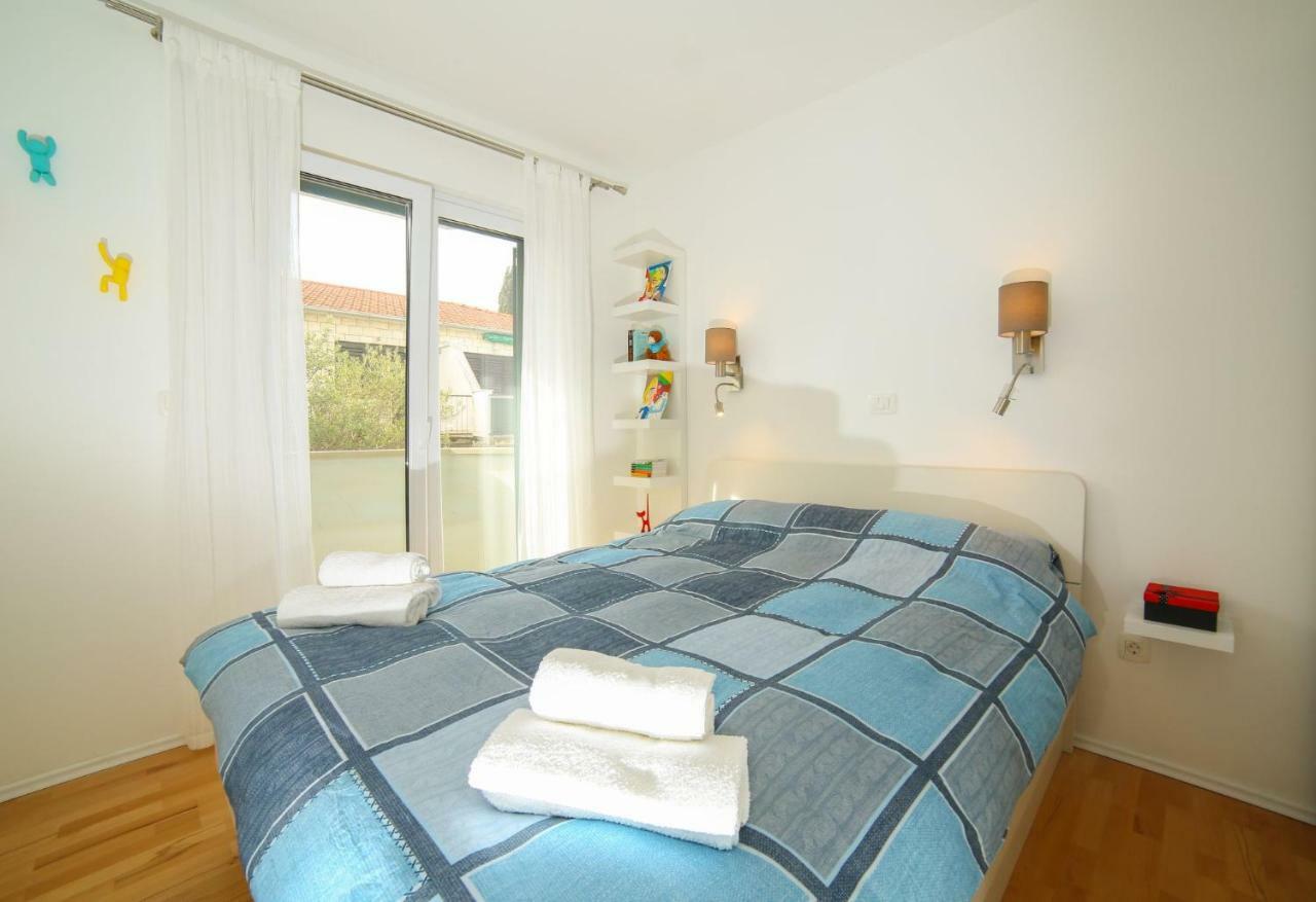 Amazing Luxury 4Star Apartment Laura Supetar Eksteriør billede